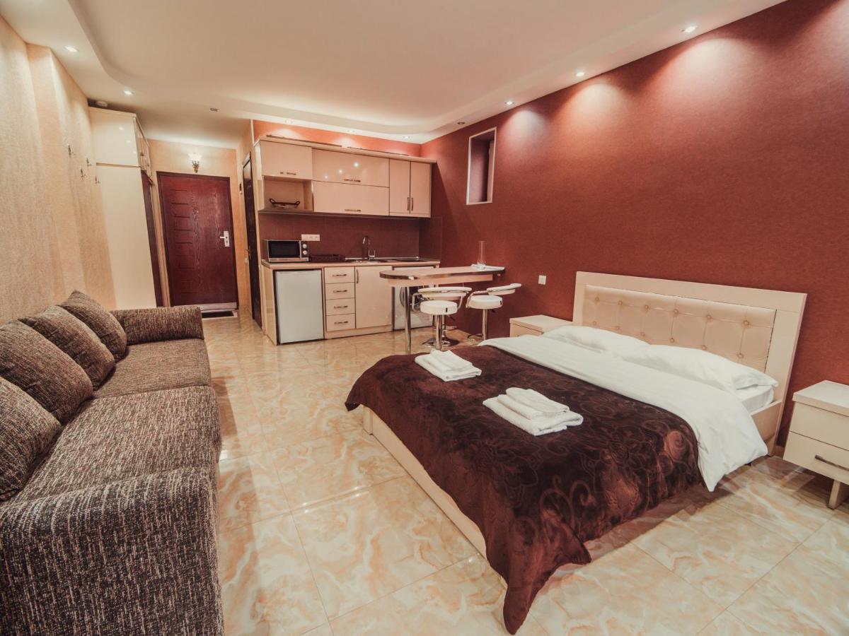 Apart Hotel Orbi Batumi Exterior photo