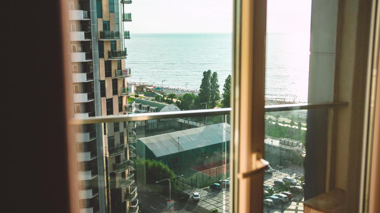 Apart Hotel Orbi Batumi Exterior photo